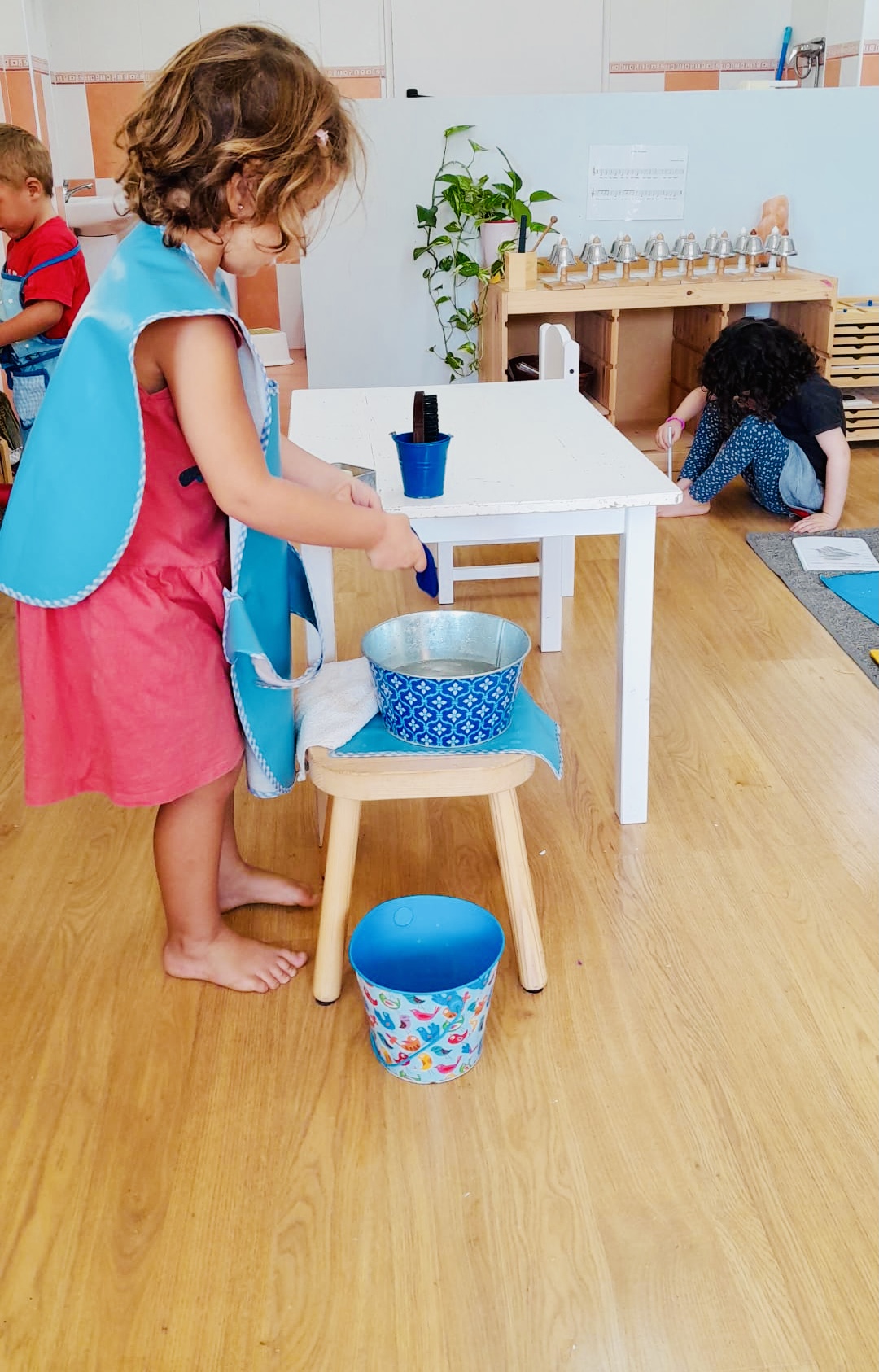 729EB4E6-B15C-45D2-B5B5-8452E9F56D7C