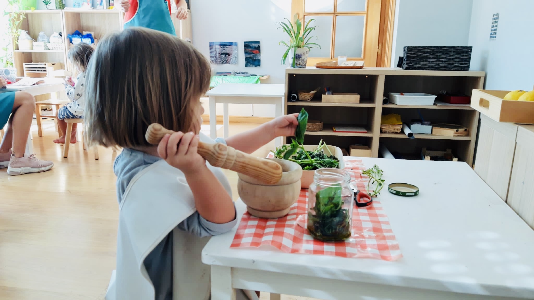 A17A6595-838E-4CFB-8915-DAE70E5C7D05